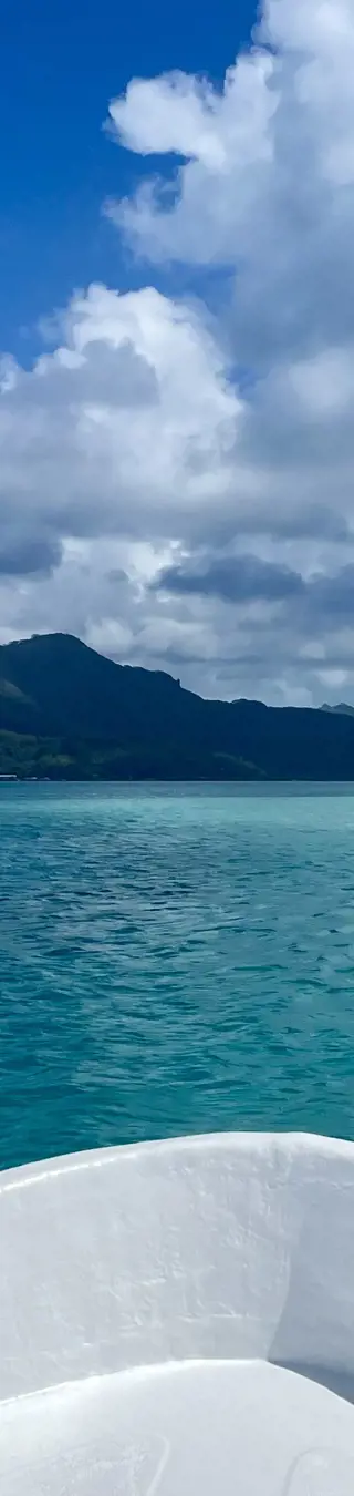 Erlebe Taha’a vom Wasser aus